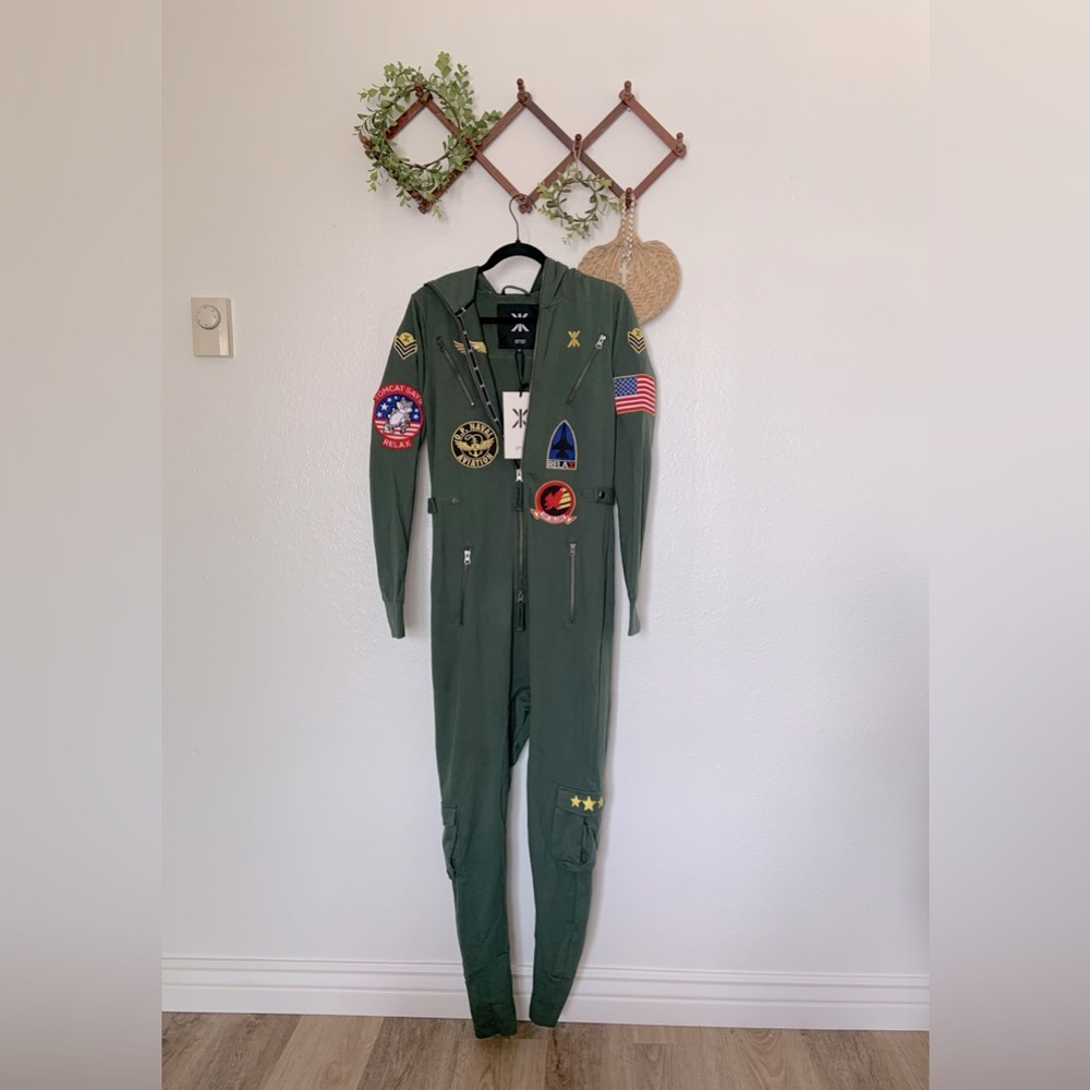 NWT Onepiece Aviator Onesie Jungle Green